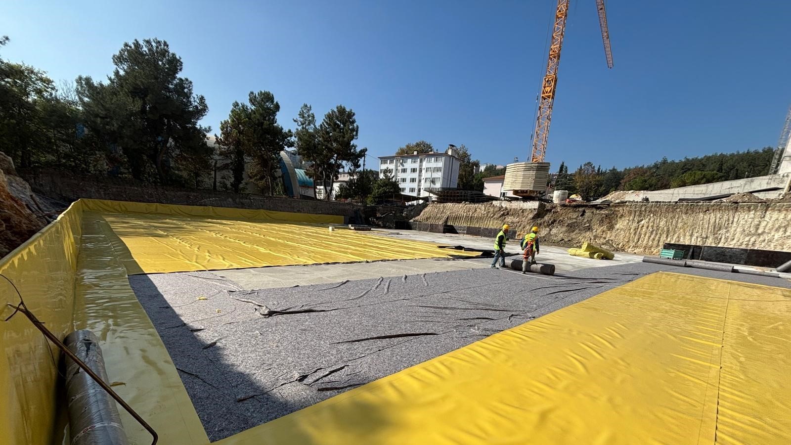 yüzme - havuzlarında - süs - havuzlarında- pvc - hdpe - geomembran - uygulaması
